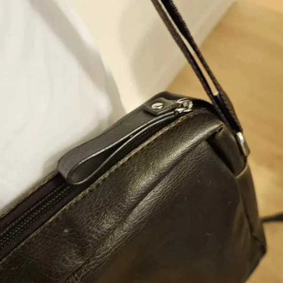 ADOLFO DOMINGUEZ Chocolate Brown Leather Crossbody/Messenger Handbag Purse - Picture 9 of 9